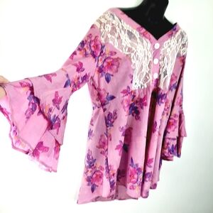 Plus size 2x Pink and White Long Sleeve Tee with Lace Detail